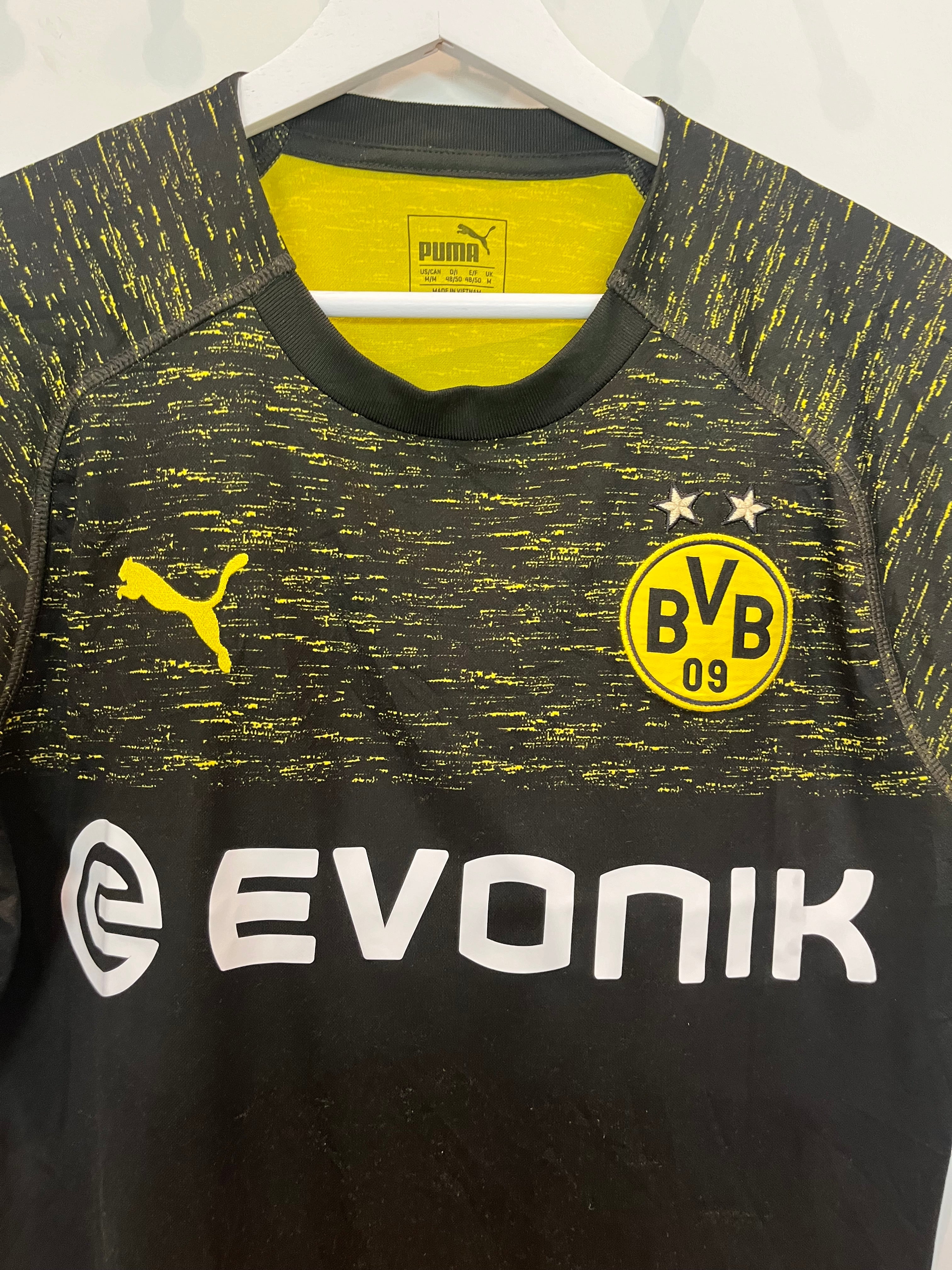 Borussia Dortmund away 2018/2019 #14 Isak (M) 9/10