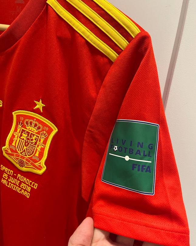 Spain home 2017/2018 #6 Iniesta (M) 8/10