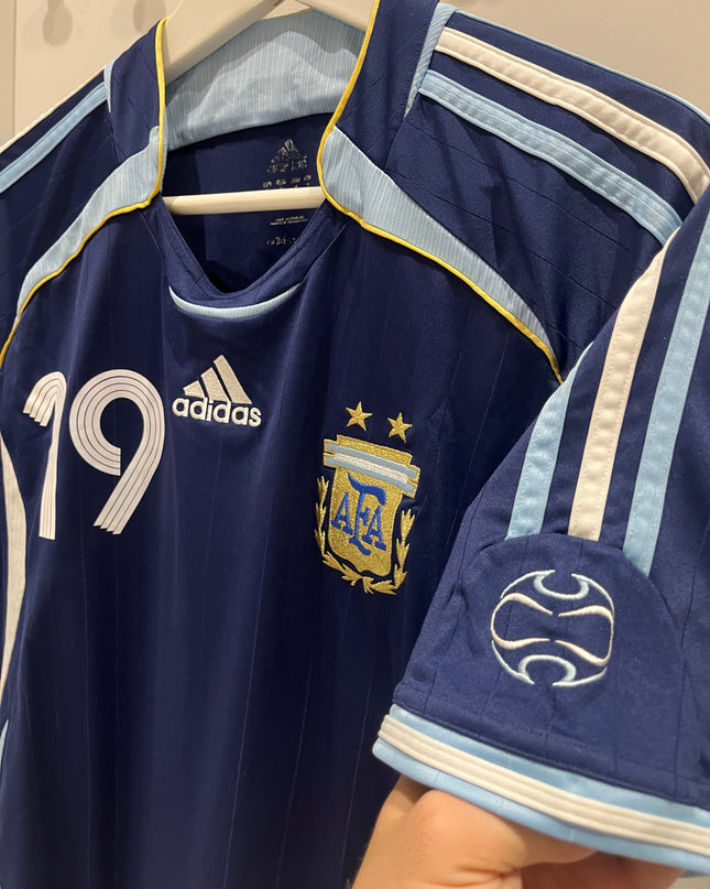 Argentina away 2006/2007 #19 Messi (M) 8/10