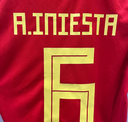 Spain home 2017/2018 #6 Iniesta (M) 8/10