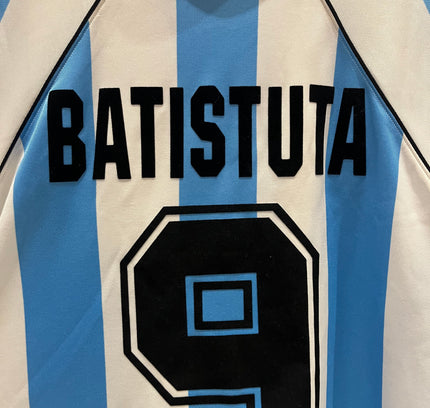 Argentina home 1996/1998 #9 Batistuta (M) 8/10