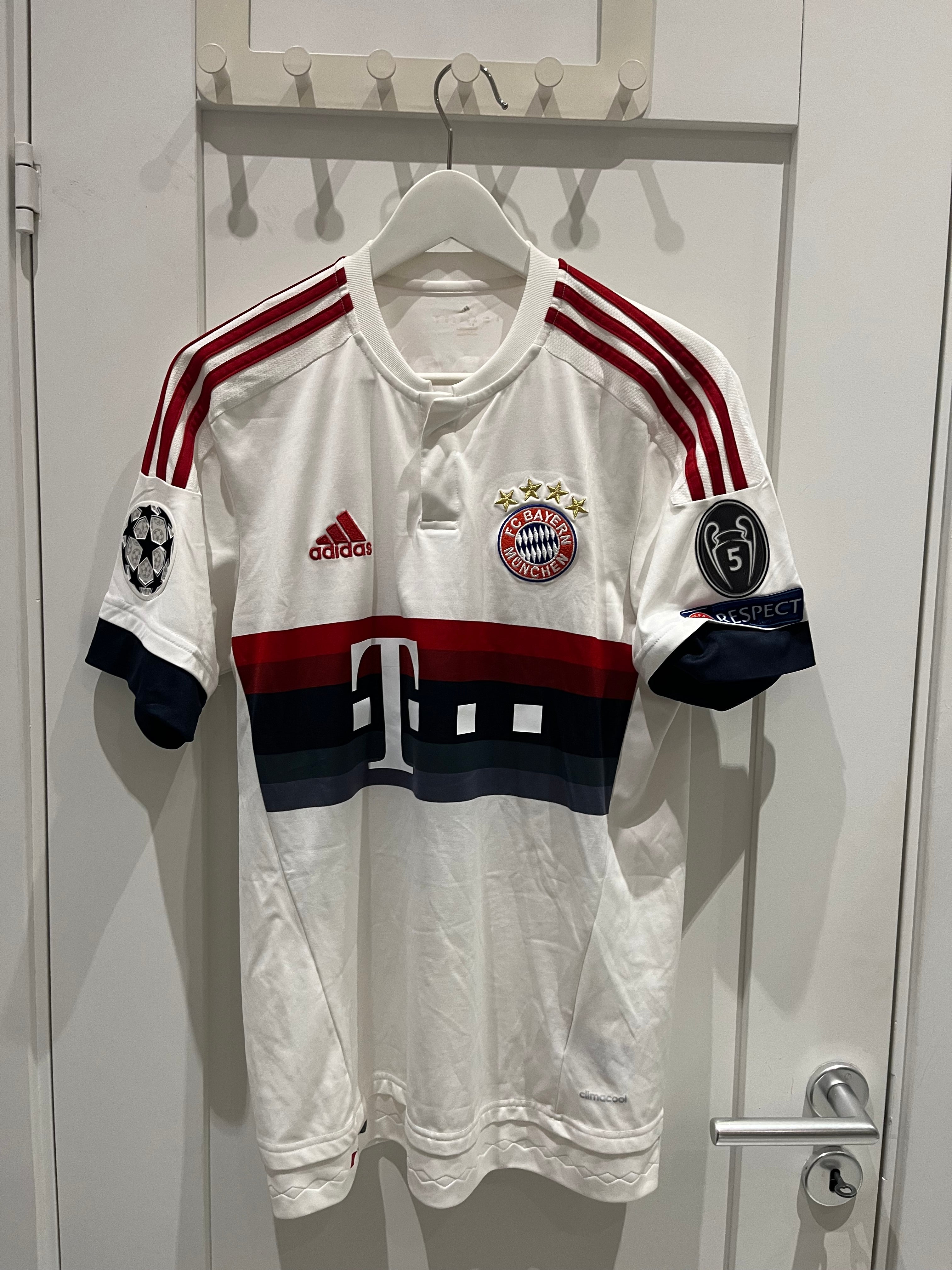 Bayern München away 2015/2016 #9 Lewandowski (M) 8/10