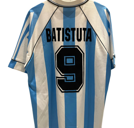 Argentina home 1996/1998 #9 Batistuta (M) 8/10