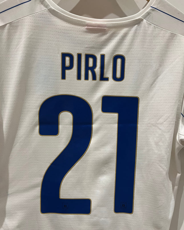 Italy home 2014 #21 Pirlo (M) 8/10