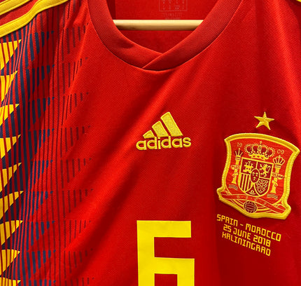 Spain home 2017/2018 #6 Iniesta (M) 8/10