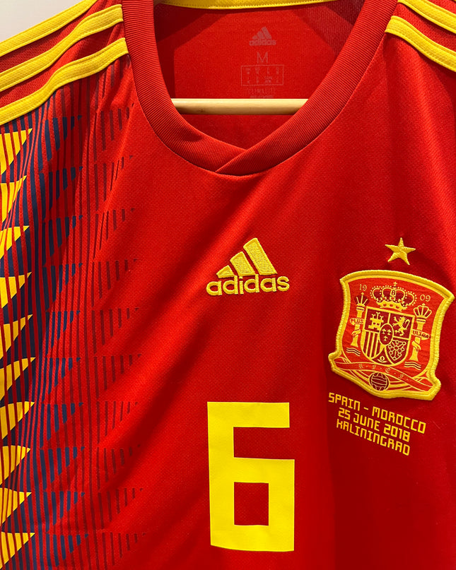Spain home 2017/2018 #6 Iniesta (M) 8/10