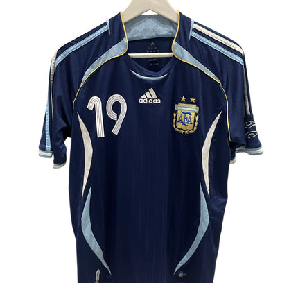 Argentina away 2006/2007 #19 Messi (M) 8/10