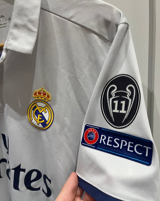 Real Madrid home 2016/2017 #7 Ronaldo (M) 8/10