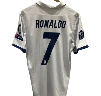 Real Madrid home 2016/2017 #7 Ronaldo (M) 8/10