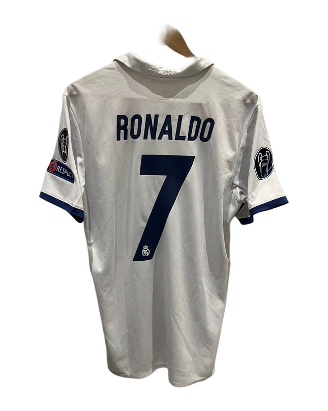 Real Madrid home 2016/2017 #7 Ronaldo (M) 8/10