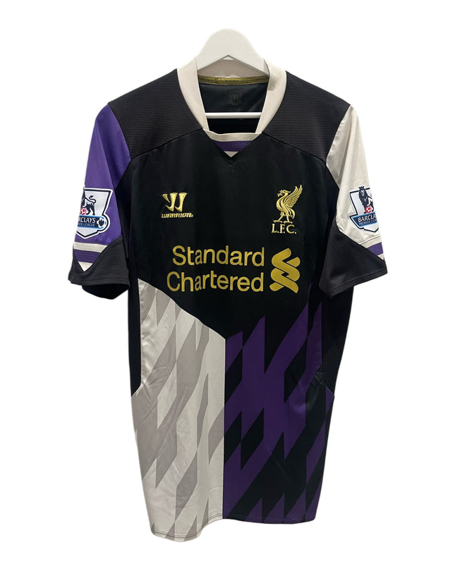 Liverpool third 2013/2014 #7 Suarez (L) 8/10