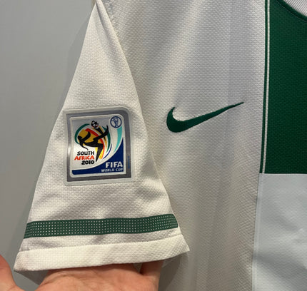 Portugal away 2010 #7 Ronaldo (M) 8/10