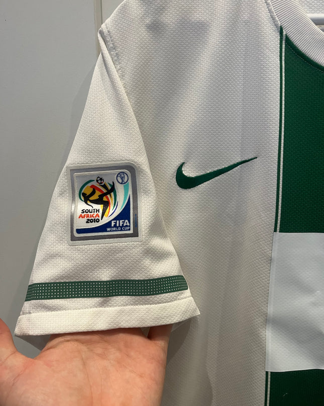 Portugal away 2010 #7 Ronaldo (M) 8/10