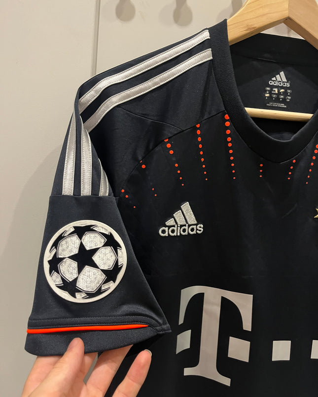 Bayern München third 2012/2013 #39 Kroos (S) 8/10