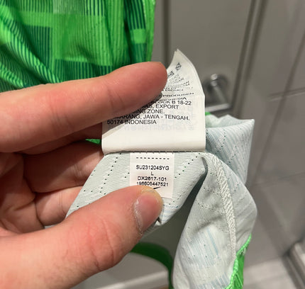 Liverpool away 2023/2024 DRIFIT ADV #10 Mac Allister (L) 9/10