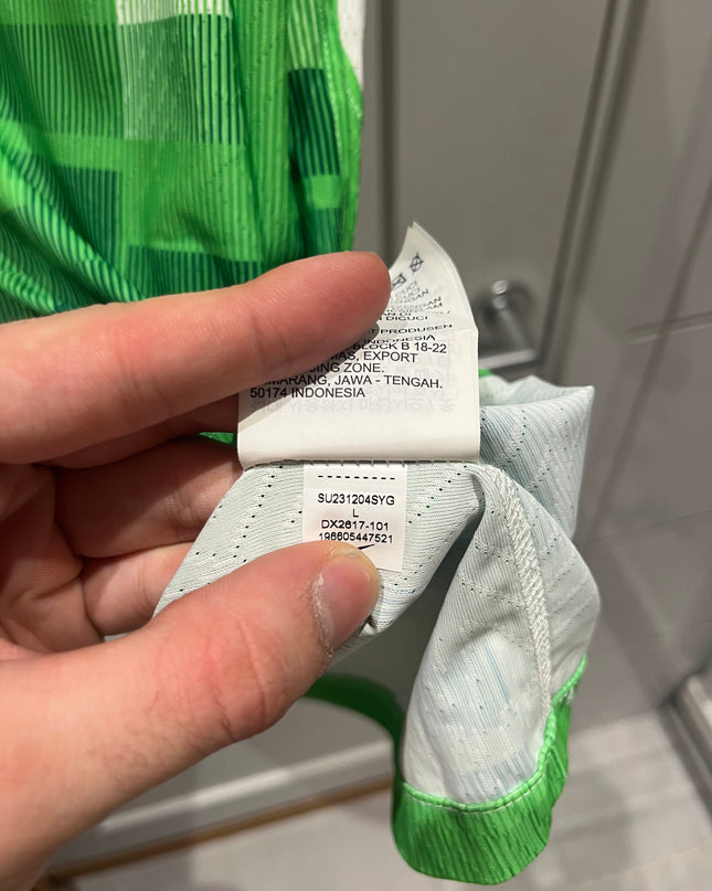 Liverpool away 2023/2024 DRIFIT ADV #10 Mac Allister (L) 9/10