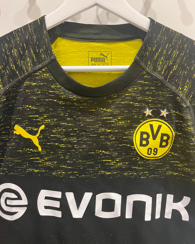 Borussia Dortmund away 2018/2019 #14 Isak (M) 8/10