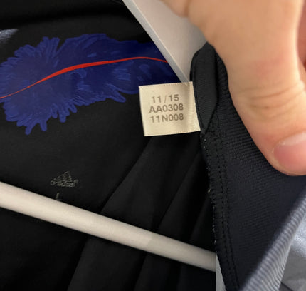 Japan home 2015/2016 #4 Honda (L) 8/10