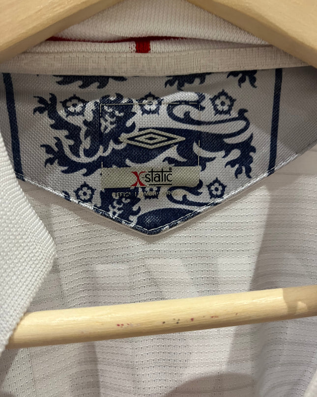 England home 2006 #7 Beckham (L) 7/10