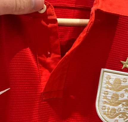 England away 2013/2014 #4 Gerrard (M) 7/10