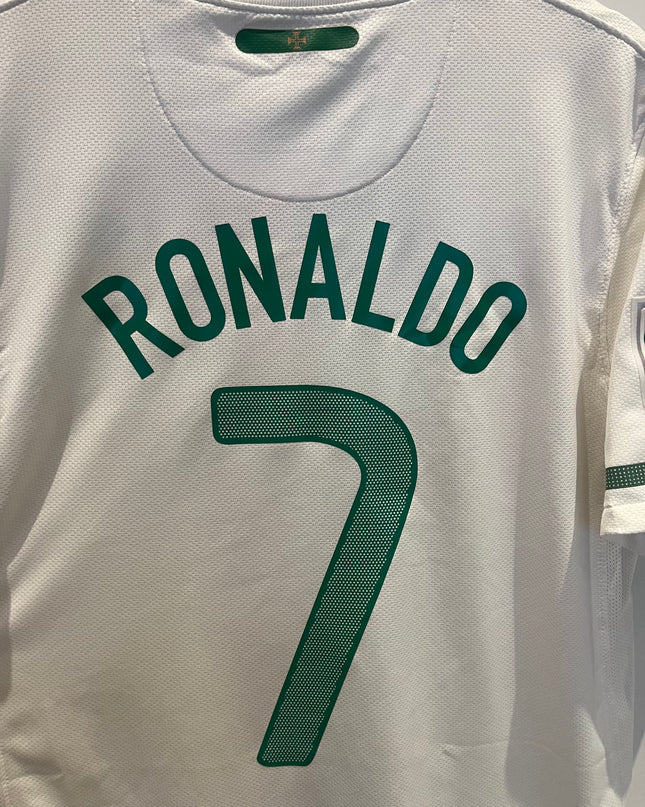 Portugal away 2010 #7 Ronaldo (M) 8/10