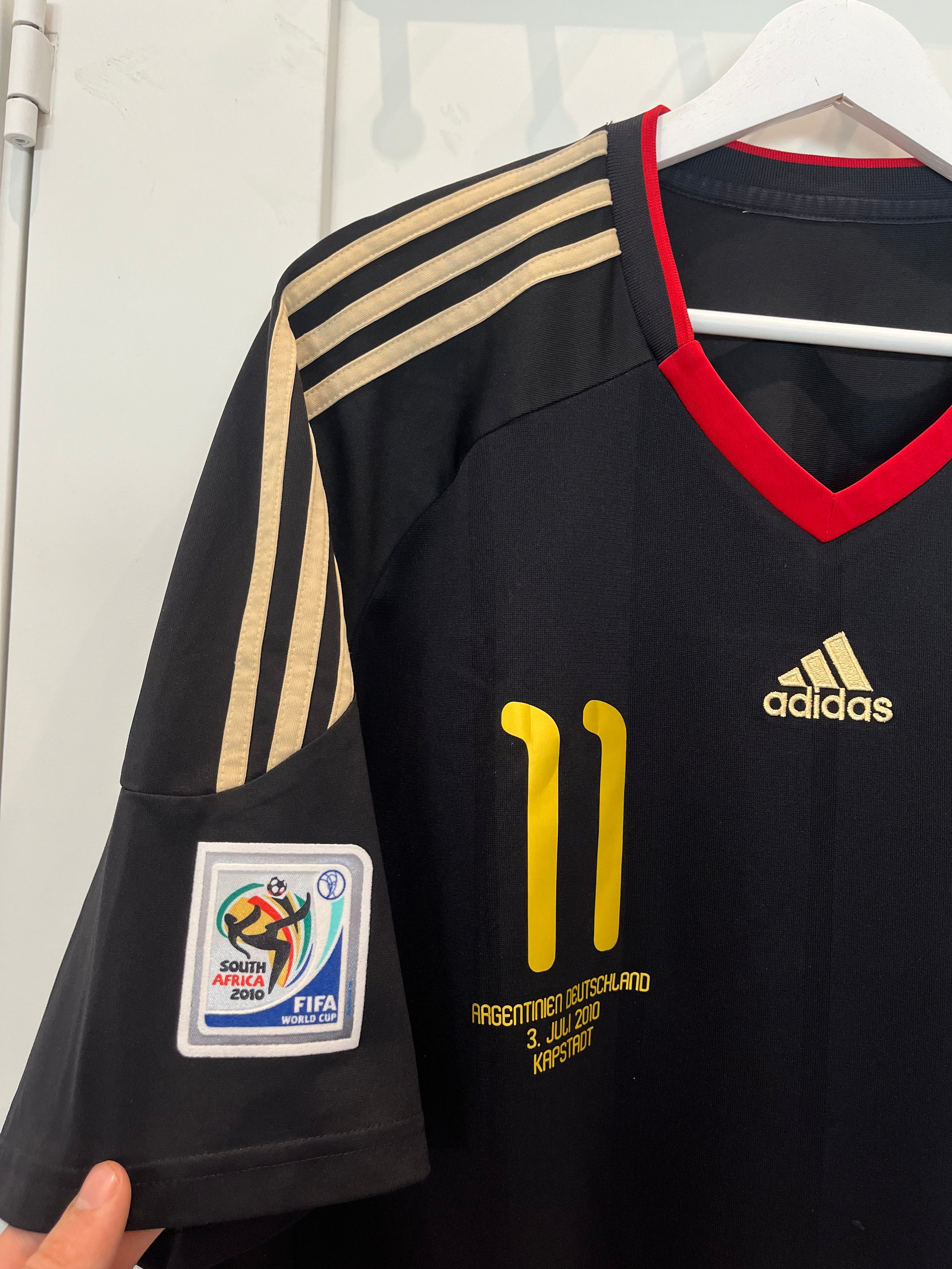 Germany away 2010 #11 Klose (XL) 8/10