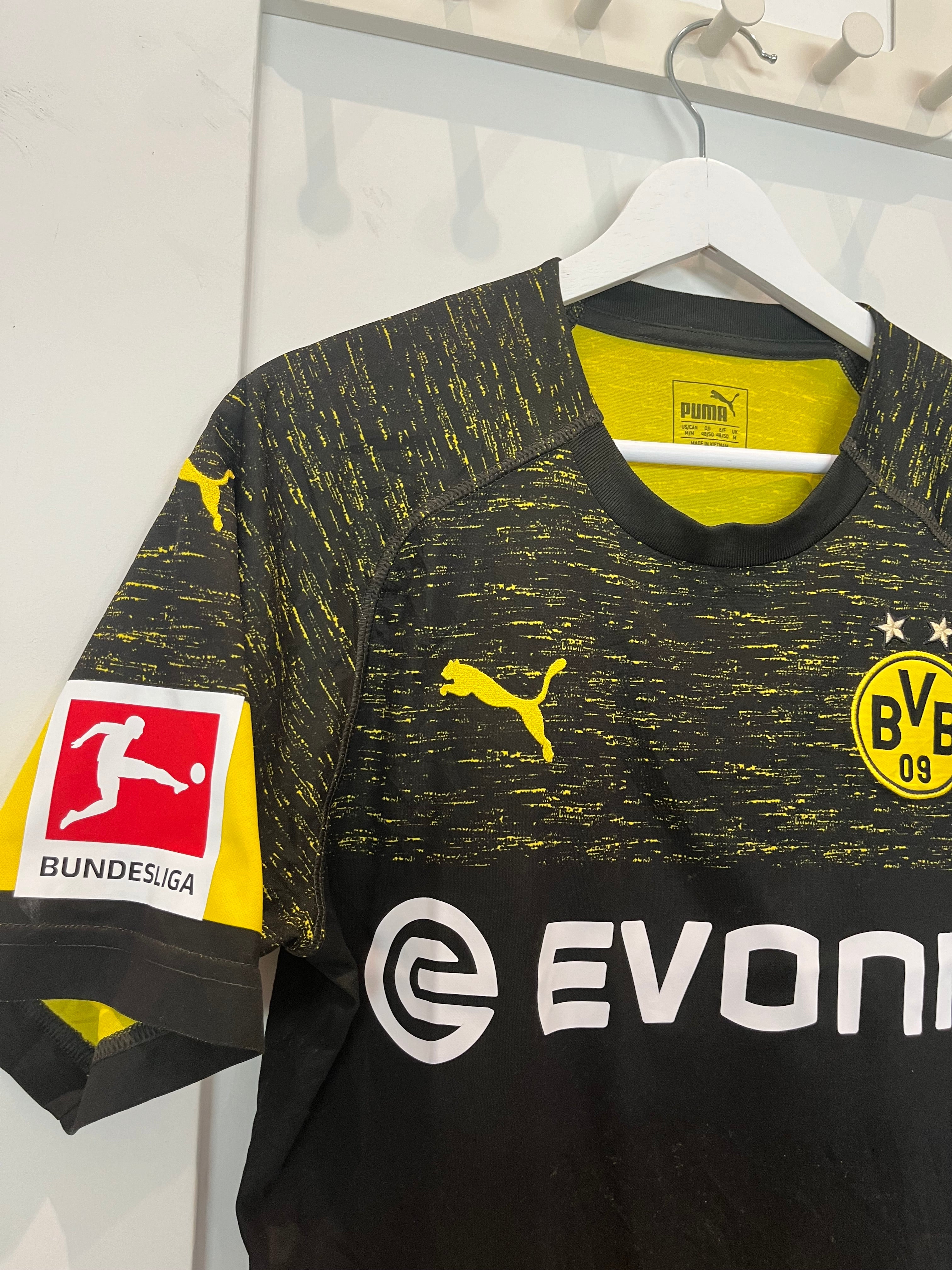 Borussia Dortmund away 2018/2019 #14 Isak (M) 9/10