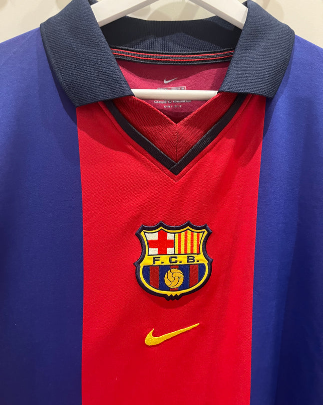 Barcelona home 2001/2002 #4 Guardiola (XL) 10/10