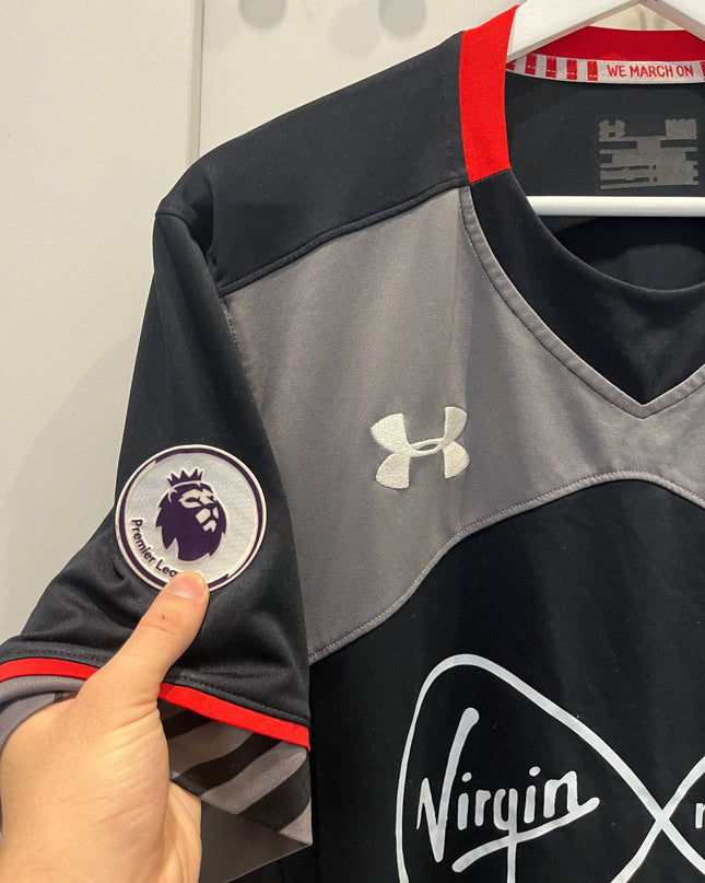 Southampton away 2016/2017 #17 Virgil (L) 8/10