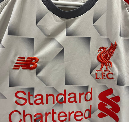 Liverpool third 2018/2019 #9 Firmino (M) 8/10