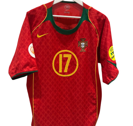 Portugal home 2004/2006 #17 C. Ronaldo (M) 8/10