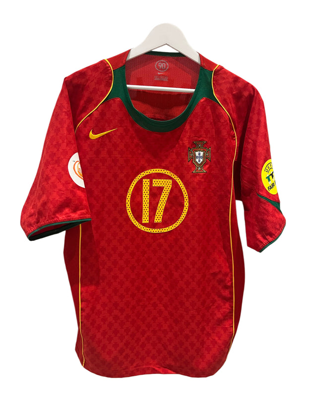 Portugal home 2004/2006 #17 C. Ronaldo (M) 8/10