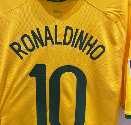Brazil home 2008/2009 #10 Ronaldinho (XL) 7/10