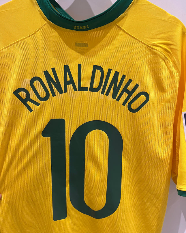 Brazil home 2008/2009 #10 Ronaldinho (XL) 7/10