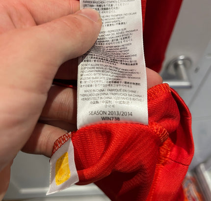 Liverpool home 2013/2014 #7 Suarez (M) 7/10