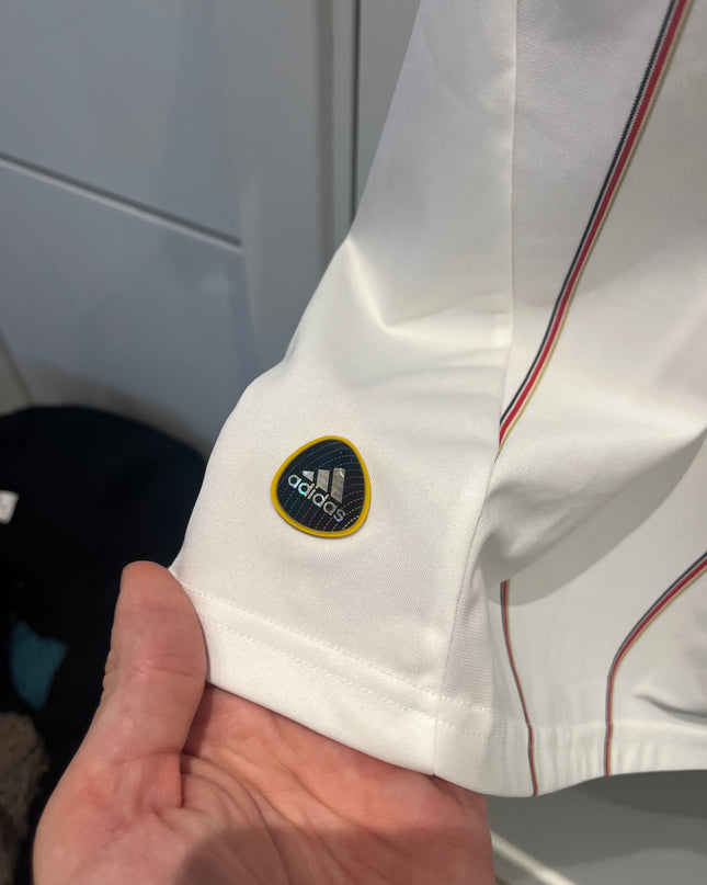 Liverpool away 2010/2011 #8 Gerrard (XL) 8/10