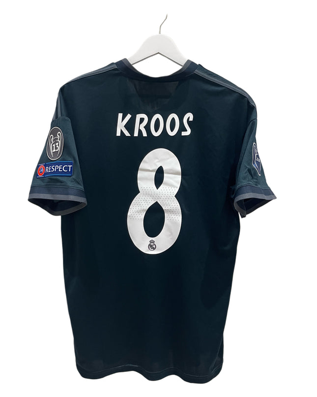 Real Madrid away 2018/2019 #8 Kroos (M) 8/10