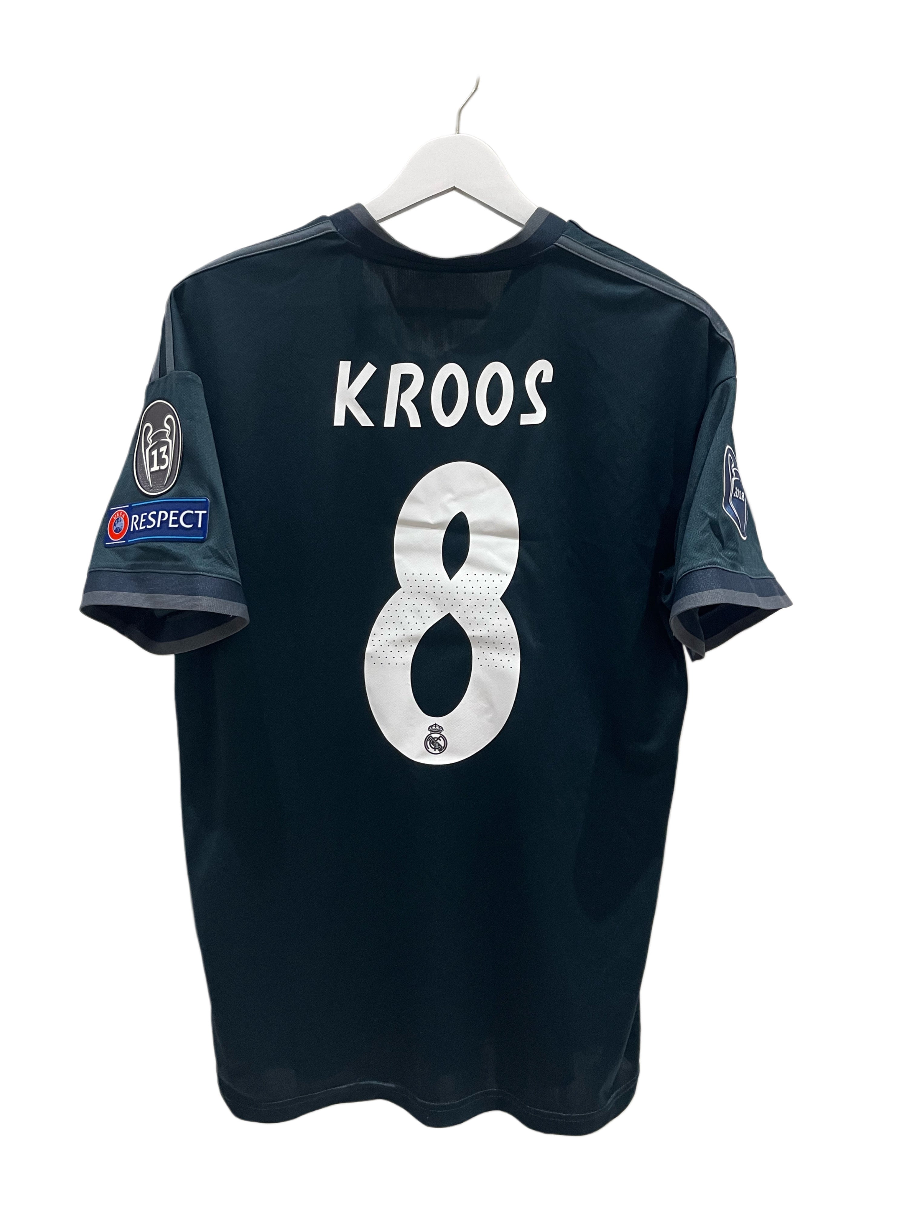 Real Madrid away 2018/2019 #8 Kroos (M) 8/10