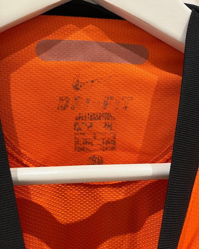 Netherlands home 2010 #10 Sneijder (L) 8/10