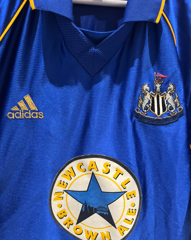 Newcastle away 1998/1999 #9 Shearer (M) 8/10