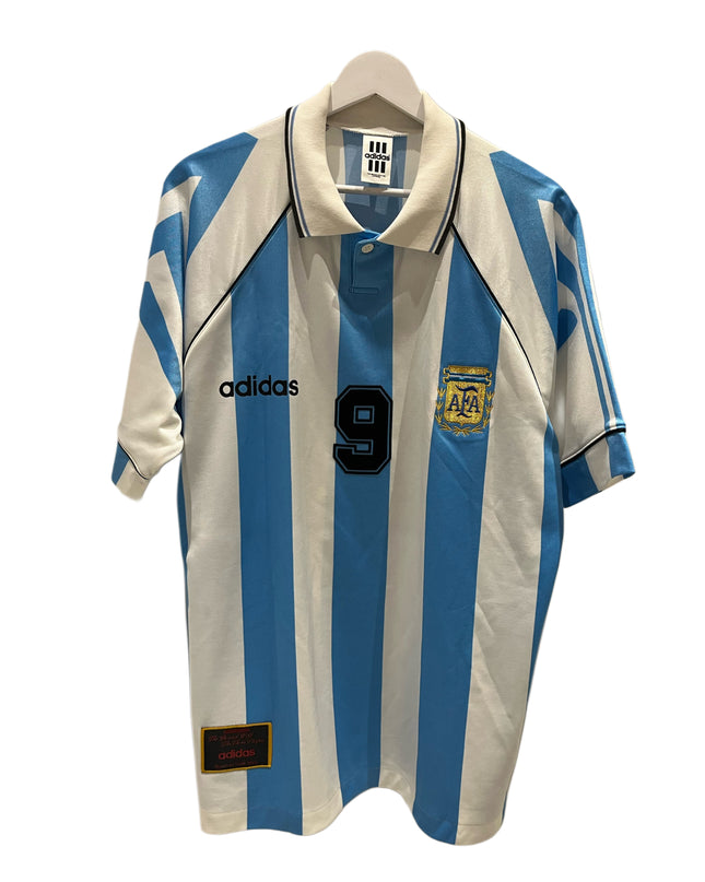 Argentina home 1996/1998 #9 Batistuta (M) 8/10