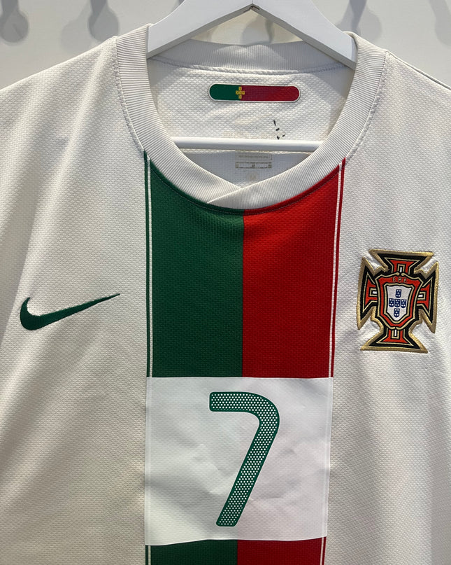 Portugal away 2010 #7 Ronaldo (M) 8/10