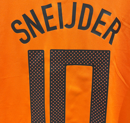 Netherlands home 2010 #10 Sneijder (L) 8/10