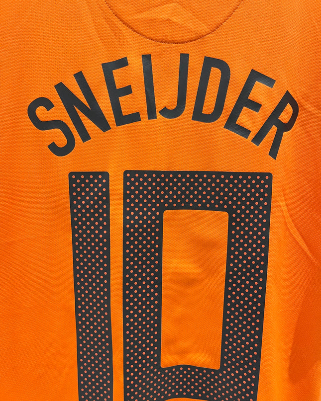 Netherlands home 2010 #10 Sneijder (L) 8/10