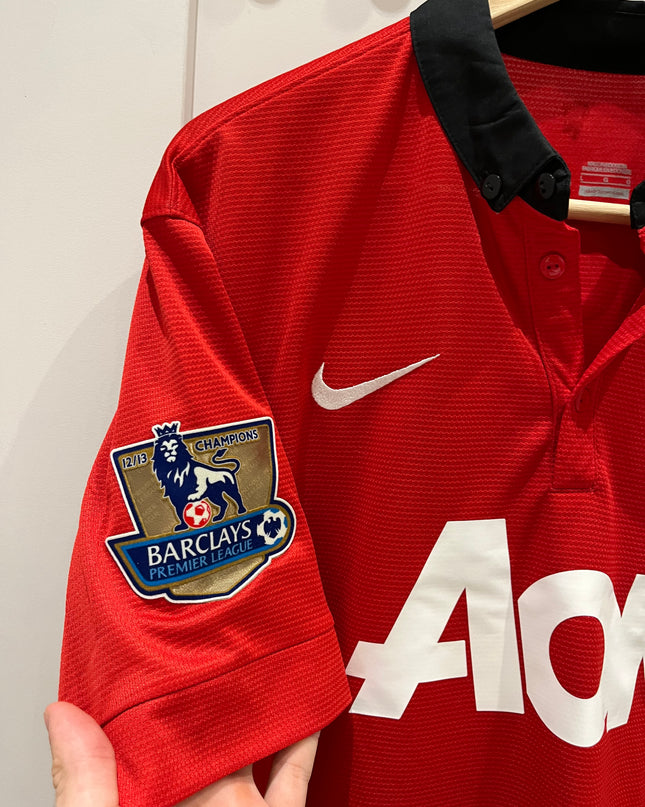 Manchester United home 2013/2014 #11 Giggs. (L) 8/10