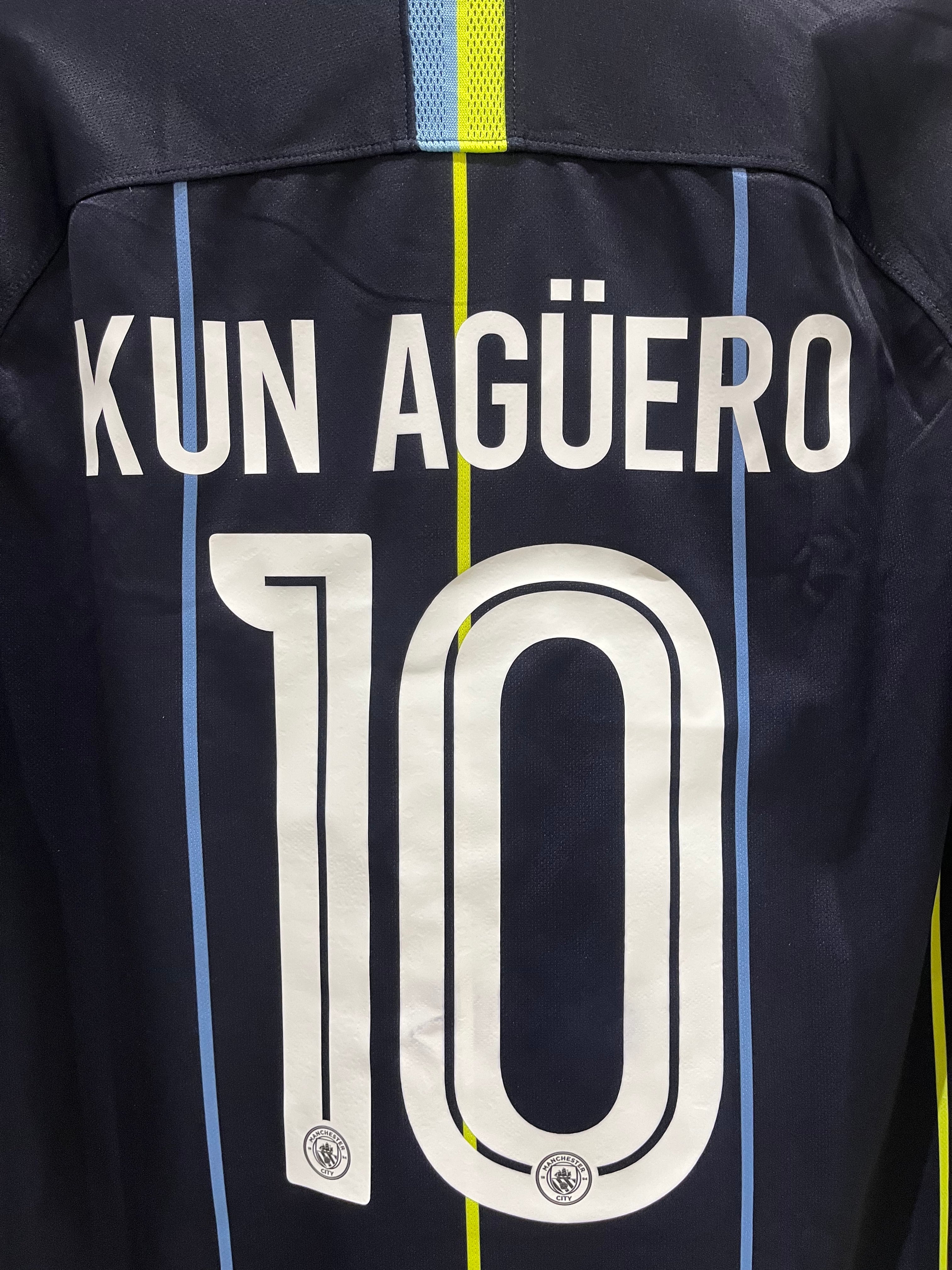 Manchester City away 2018/2019 #10 Kun Aguero (L) 7/10