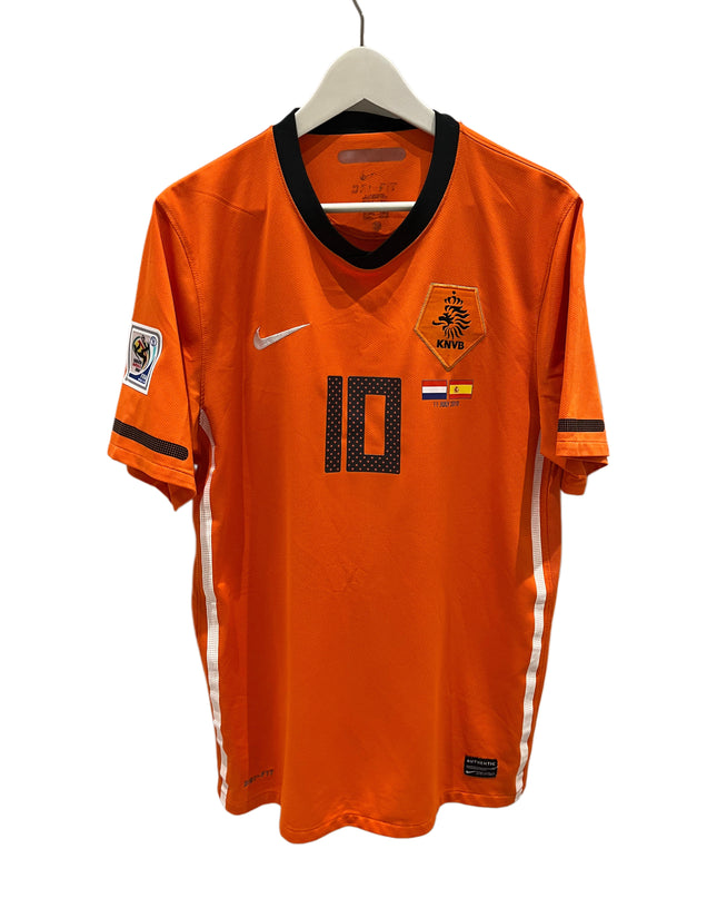 Netherlands home 2010 #10 Sneijder (L) 8/10